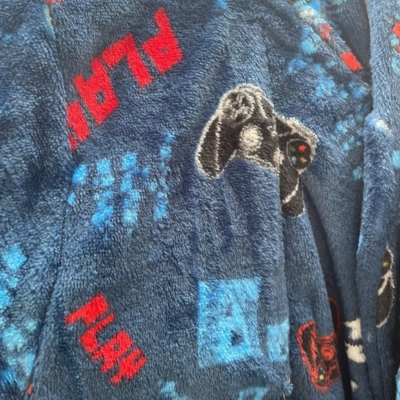 🎮 NWT- Boy's GAMER Soft Fleece Robe & Slippers Size S - Picture 4 of 9